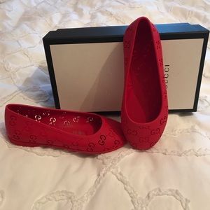 Gucci girls authentic rubber ballet flats size 27